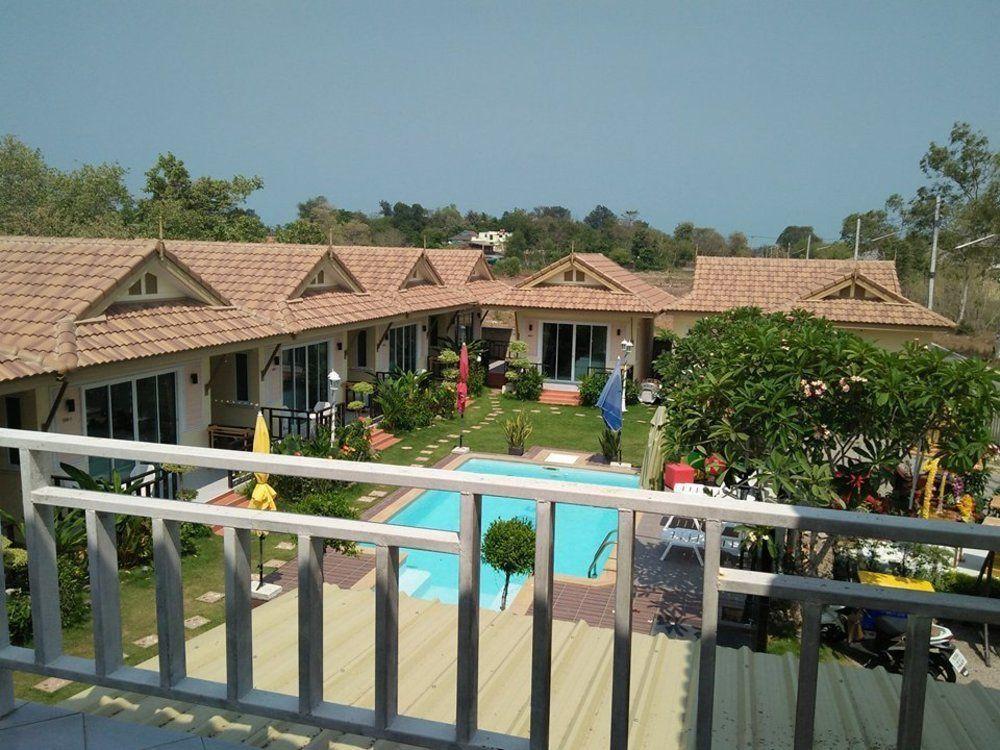 Charm Resort Cha-Am Extérieur photo