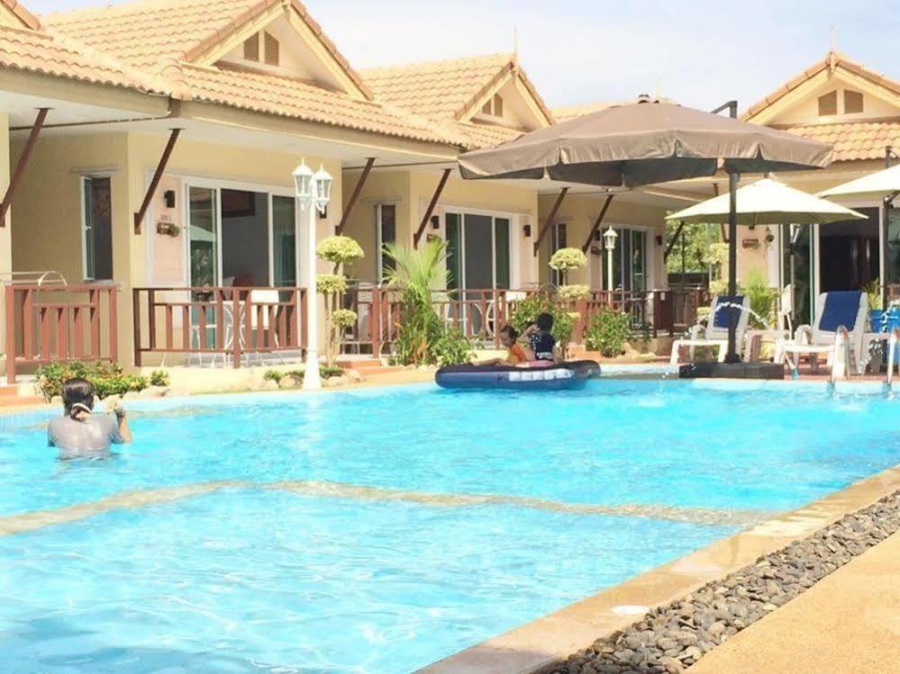 Charm Resort Cha-Am Extérieur photo